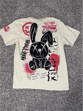 🐰 Super Massive Graphic Bunny Short Sleeve Tee 🖤